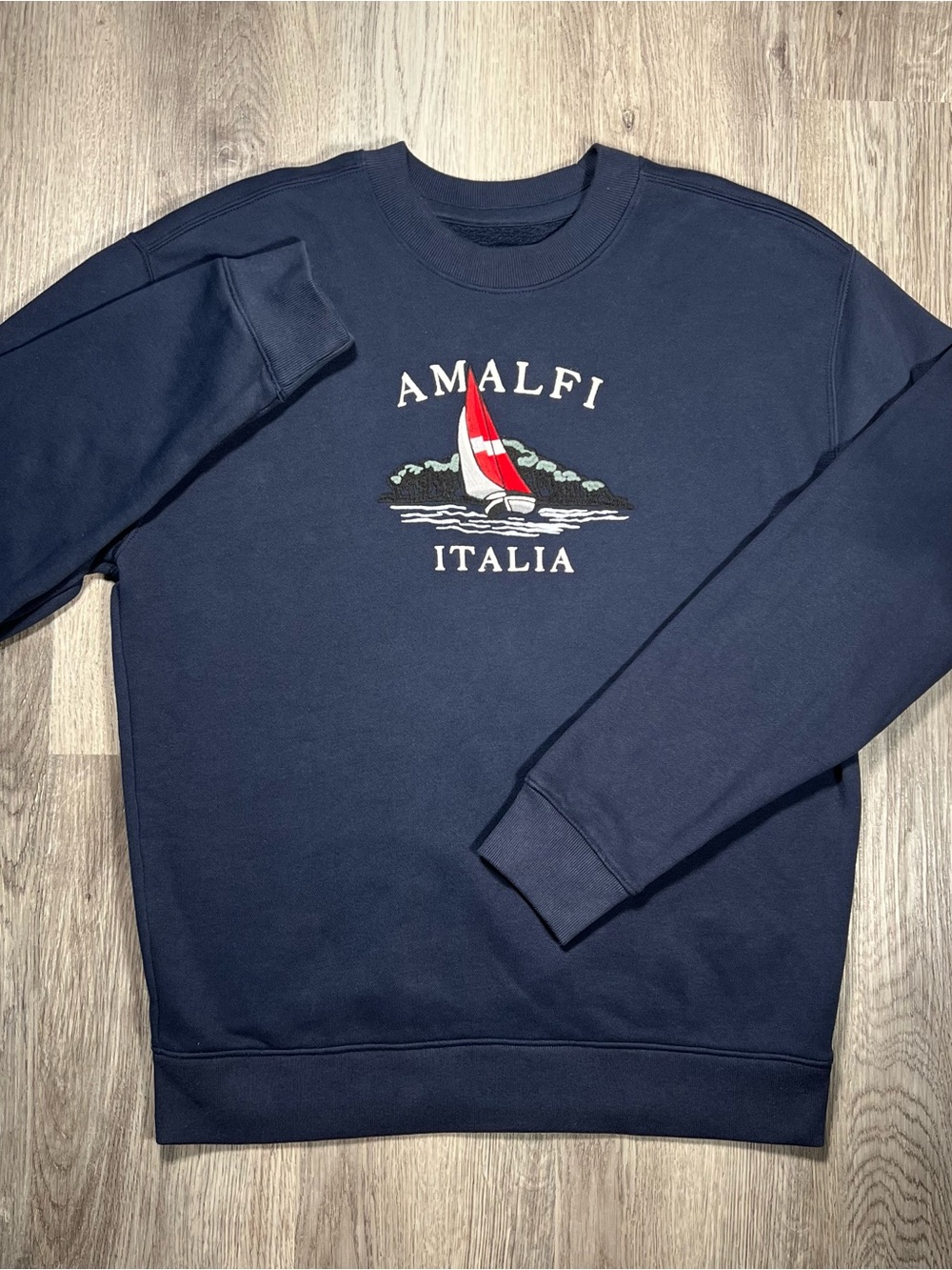 Hollister Amalfi Italia Men’s Sweatshirt Pullover Fleece M Relaxed Fit Blue - Picture 2 of 8